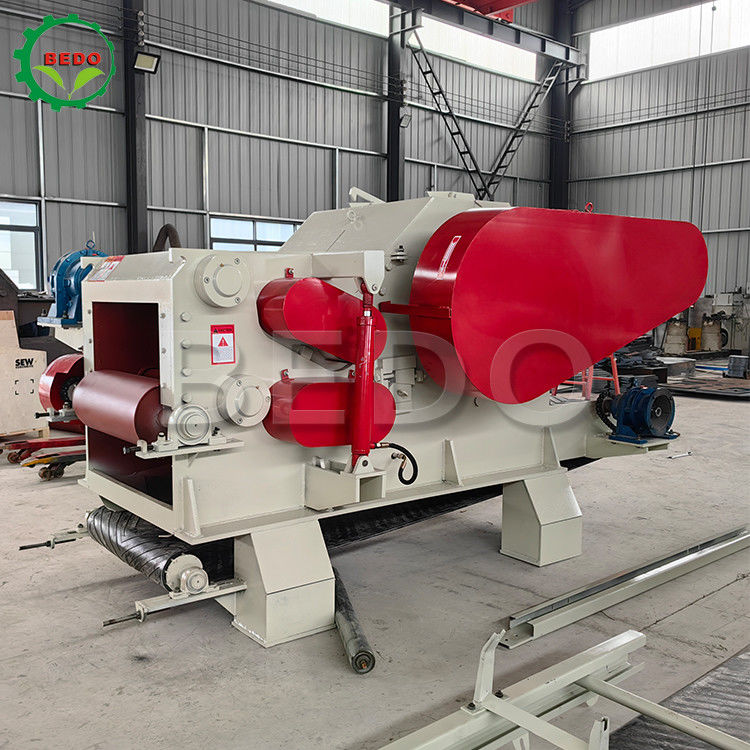 3250x2150x1900mm Machine de déchiquetage de bois de différentes couleurs Équipement forestier lourd