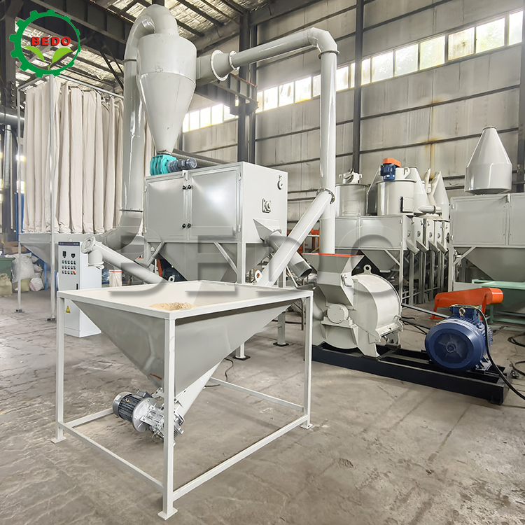 Broyeur à sciure de bois à faible bruit 50Hz avec taille d'alimentation maximale de 8 mm pour un broyage efficace de la sciure de bois