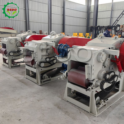 machine de déchiquetage en bois à tambour de 590rpm 3-5t/h un déchiqueteuse de foresterie de garantie d'an