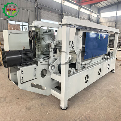 Lame en acier allié, machine à copeaux de bois 4kw, capacité 400kg/h, équipement à fonctionnement automatique