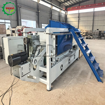 400 kg/h Capacité Machine à éplucher le bois 125 mm Rouleau Opération automatique Équipement industriel